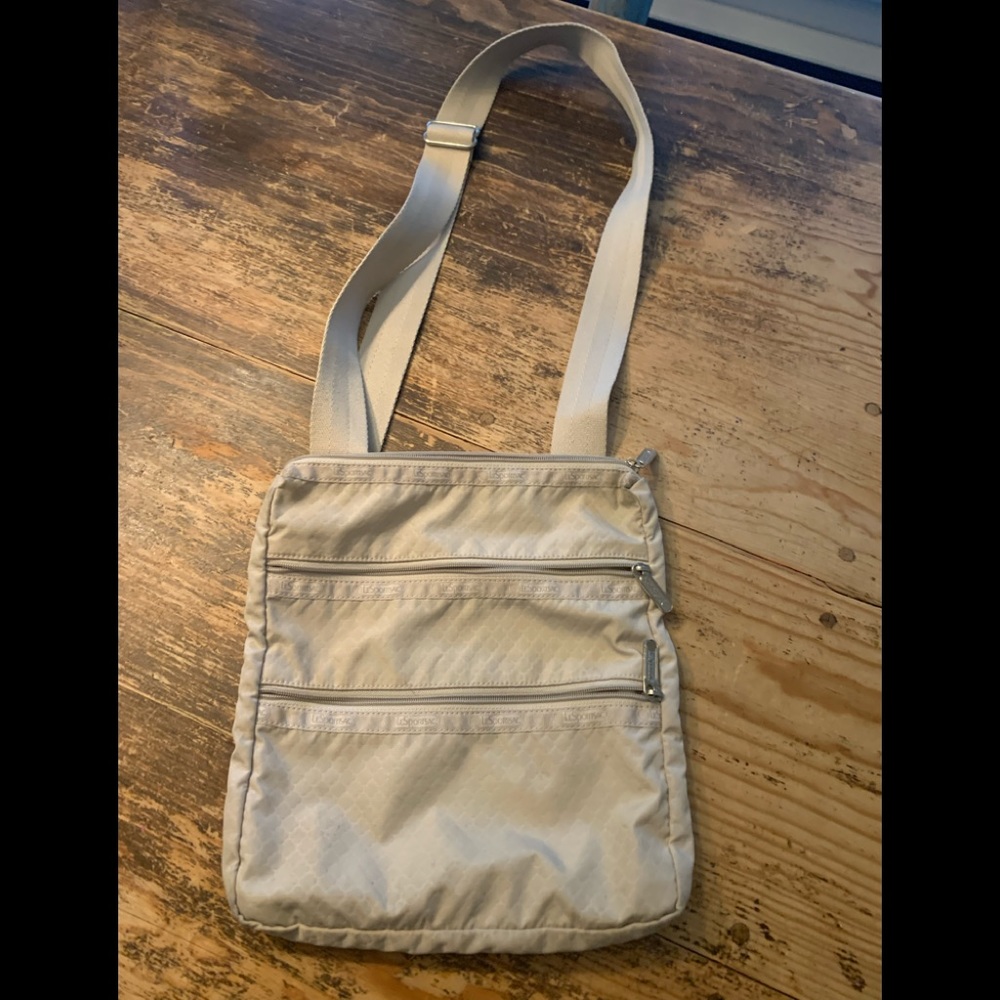 LeSportsac Kasey Crossbody Bag cream travel bag